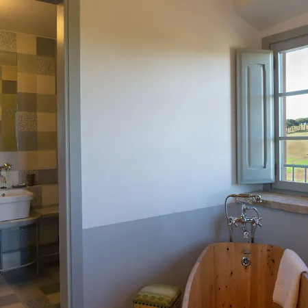 Lantgård I Casali Del Pino