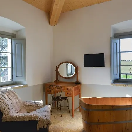 Lantgård I Casali Del Pino La Giustiniana