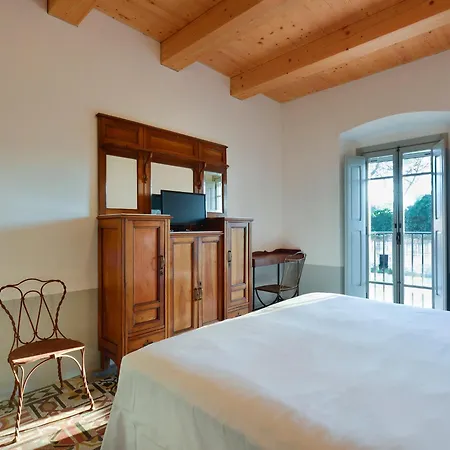 Lantgård I Casali Del Pino *