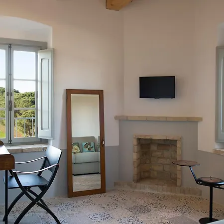 Lantgård I Casali Del Pino *