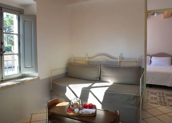 مزرعة للإقامة I Casali Del Pino *