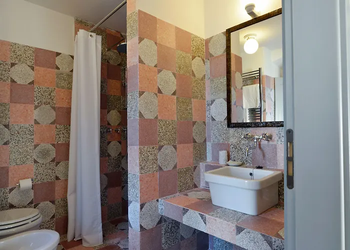 I Casali Del Pino مزرعة للإقامة لا جوستينيانا