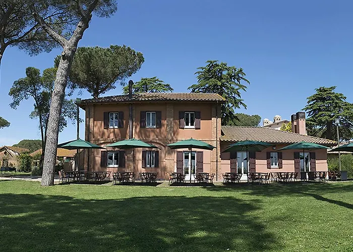 مزرعة للإقامة I Casali Del Pino