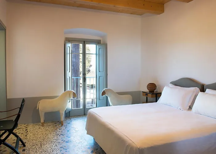 I Casali Del Pino لا جوستينيانا